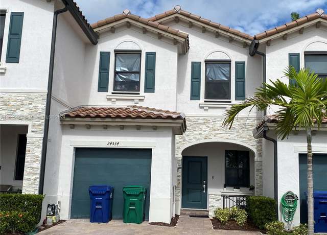 Property at 24534 SW 119th Pl, Homestead, FL 33032, 3 beds, 2.5 baths