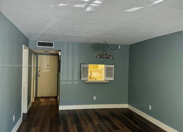 Property at 14321 N Kendall Dr Unit 202-F, Miami, FL 33186, 1 bed, 1 bath