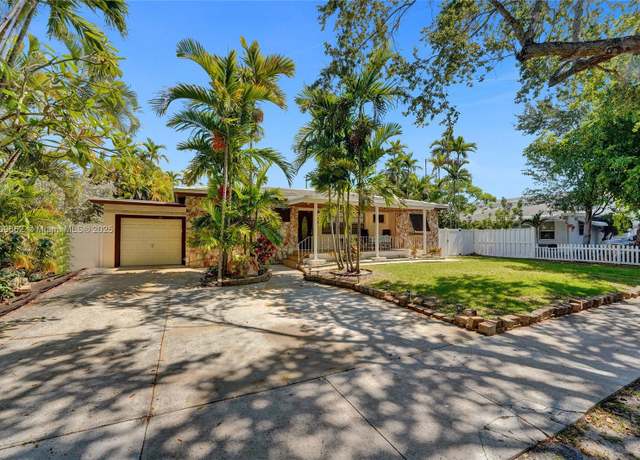 Property at 901 NE 8th St, Hallandale Beach, FL 33009, 3 beds, 2 baths