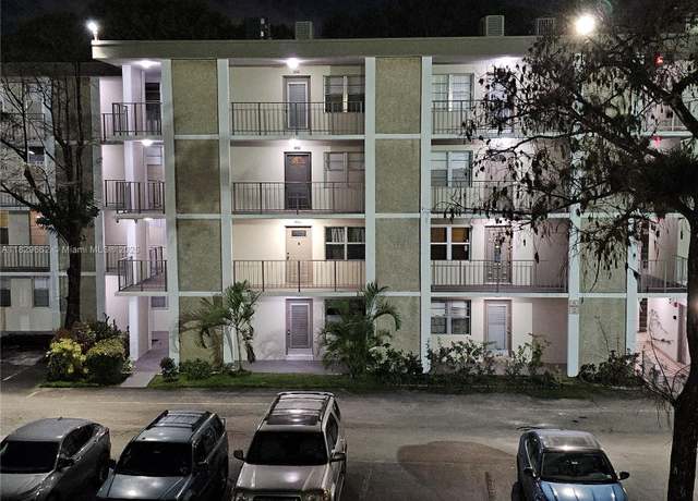 Property at 2998 NW 48th Ter #129, Lauderdale Lakes, FL 33313, 1 bed, 1 bath