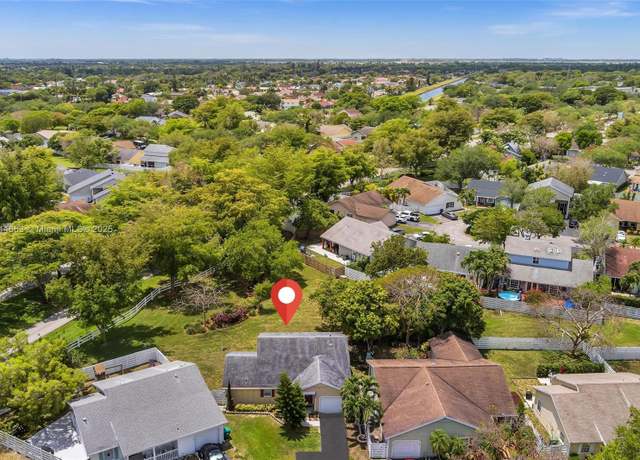 Property at 14616 SW 142nd Ct, Miami, FL 33186, 2 beds, 2 baths