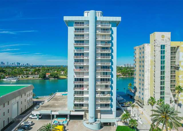 Property at 5838 Collins Ave Unit 15D, Miami Beach, FL 33140, 1 bed, 1.5 baths