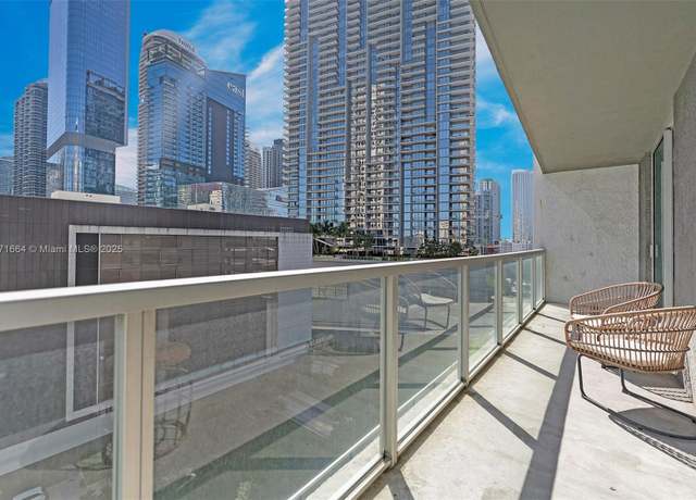 Property at 55 SE 6th St #1208, Miami, FL 33131, 1 bed, 1 bath