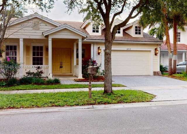 Property at 4713 Village Way, Davie, FL 33314, 4 beds, 3.5 baths