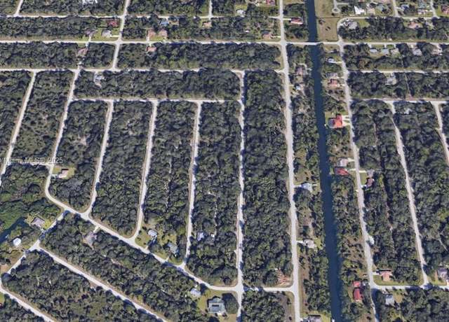 Property at 3081 Guilford St, Port Charlotte, FL 33948