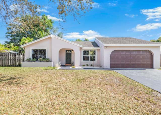 Property at 5210 SW 115th Ave, Cooper City, FL 33330, 4 beds, 2 baths