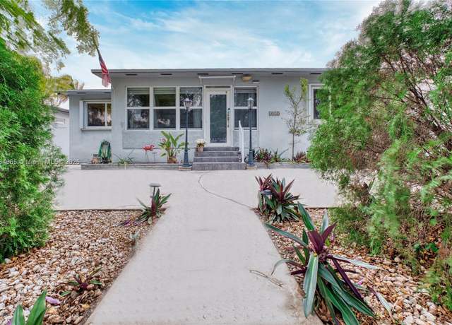 Property at 1923 Dewey St, Hollywood, FL 33020, 2 beds, 1 bath