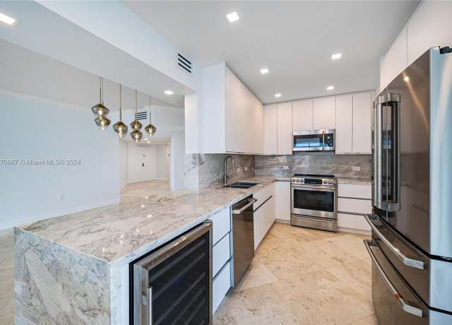 Property at 8855 Collins Ave Unit 5G, Surfside, FL 33154, 3 beds, 2.5 baths