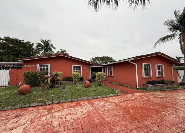 Property at 13811 SW 71st Ln, Miami, FL 33183, 3 beds, 2 baths