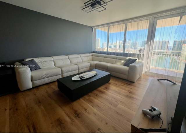 Property at 250 174th St #1401, Sunny Isles Beach, FL 33160, 1 bed, 1.5 baths