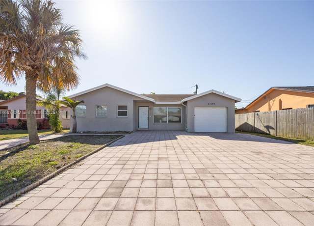 Property at 22188 SW 59th Ave, Boca Raton, FL 33428, 3 beds, 2 baths
