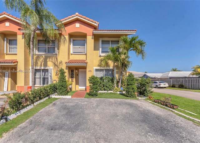 Property at 18867 NW 52nd Pl, Miami Gardens, FL 33055, 3 beds, 2.5 baths