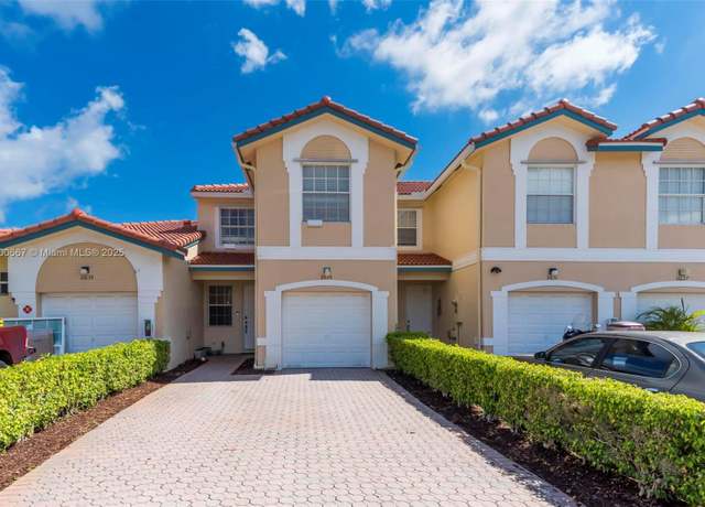 Property at 11635 NW 47th Ct, Coral Springs, FL 33076, 3 beds, 2.5 baths