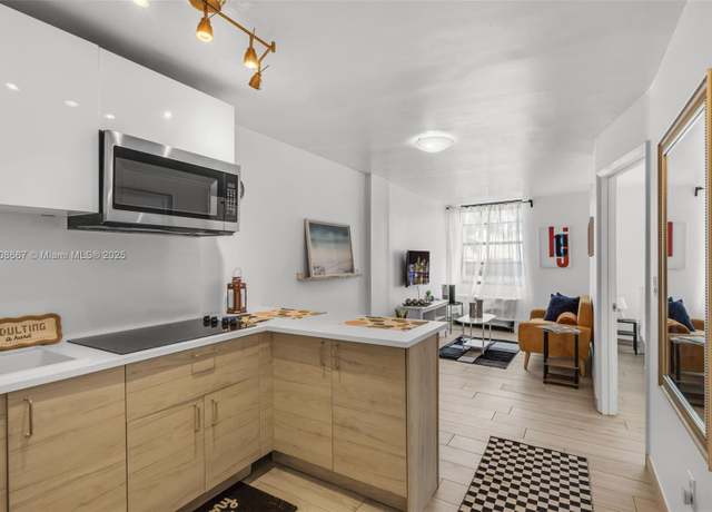 Property at 710 Washington Ave #323, Miami Beach, FL 33139, 1 bed, 1 bath