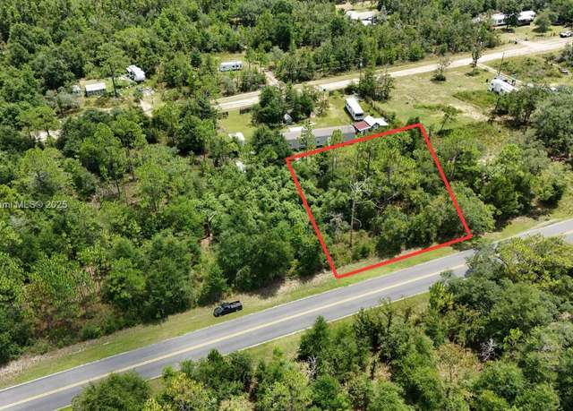 Property at 0 NW Lake Mckinzie Blvd, FL 32421