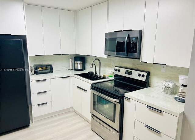Property at 7680 SW 156th Ct Unit B113, Miami, FL 33193, 2 beds, 2 baths