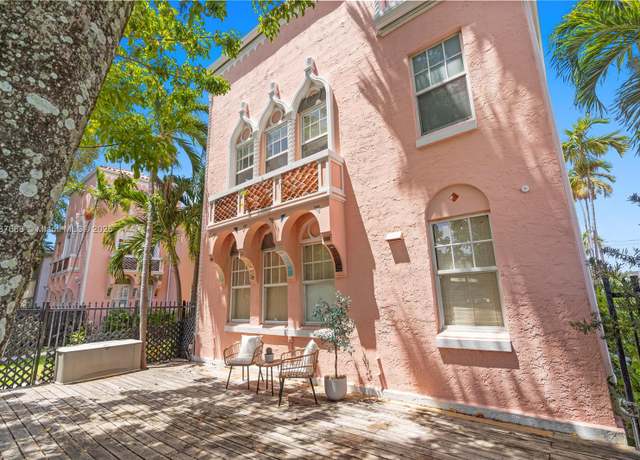 Property at 760 Meridian Ave #1, Miami Beach, FL 33139, 2 beds, 2.5 baths