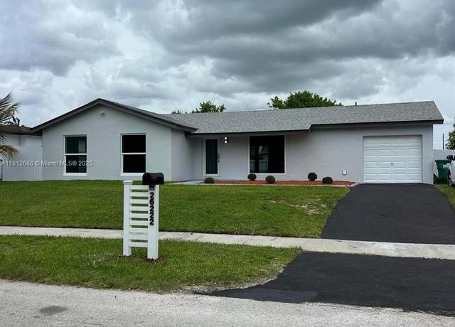 Property at 26222 SW 124th Pl, Homestead, FL 33032, 3 beds, 2 baths