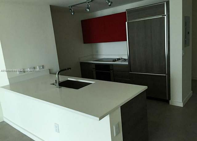 Property at 1100 S Miami Ave #2903, Miami, FL 33130, 1 bed, 1 bath
