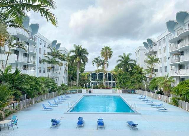 Property at 492 NW 165th St Rd Unit C415, Miami, FL 33169, 2 beds, 2 baths
