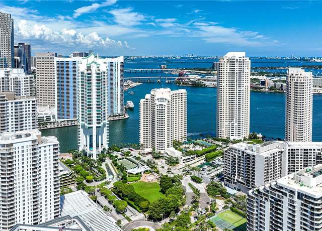 Property at 848 Brickell Key Dr #1005, Miami, FL 33131, 2 beds, 2.5 baths