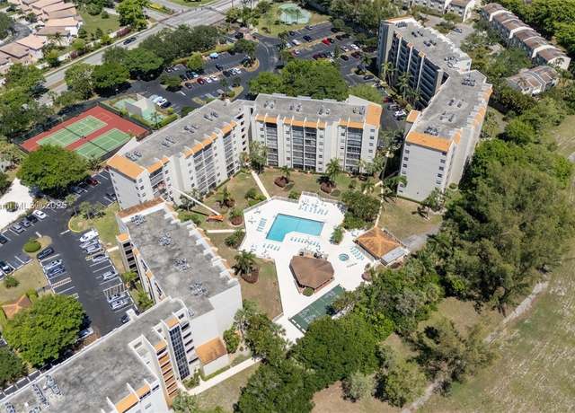 Property at 3910 Inverrary Blvd Unit 101-B, Lauderhill, FL 33319, 3 beds, 2.5 baths