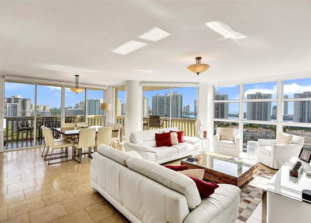 Property at 1000 W Island Blvd #1909, Aventura, FL 33160, 3 beds, 2.5 baths