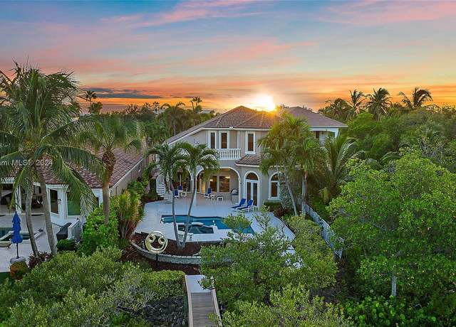 Property at 201 Fishermans Way, Jupiter, FL 33477, 4 beds, 3 baths
