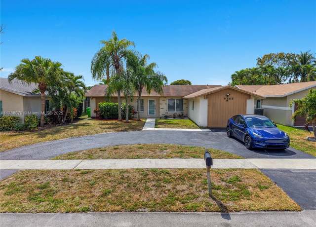 Property at 9340 NW 43rd Mnr, Sunrise, FL 33351, 4 beds, 2 baths
