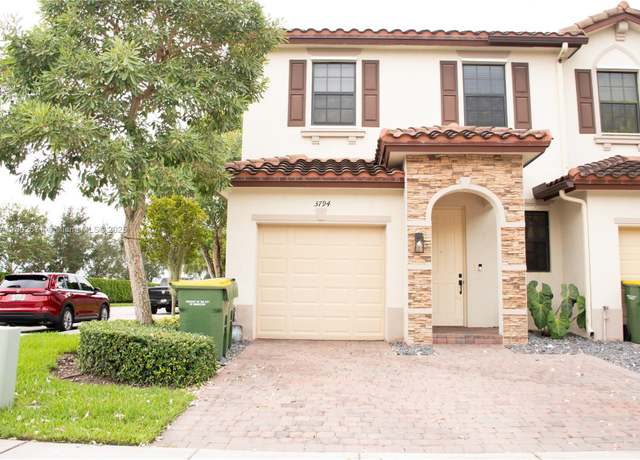 Property at 3794 SE 3rd Ct #3794, Homestead, FL 33033, 3 beds, 2.5 baths