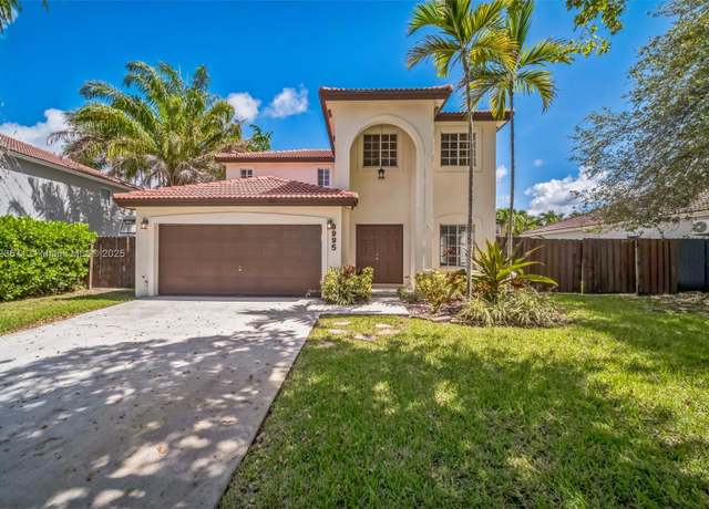 Property at 8995 SW 213th St, Cutler Bay, FL 33189, 4 beds, 3 baths