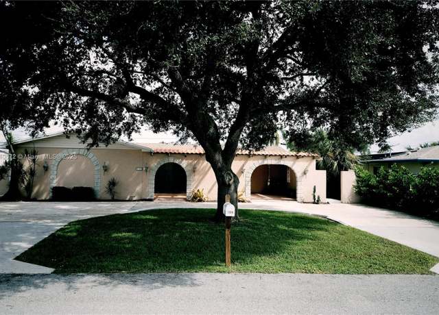Property at 2359 N Wallen Dr, Palm Beach Gardens, FL 33410, 4 beds, 2 baths