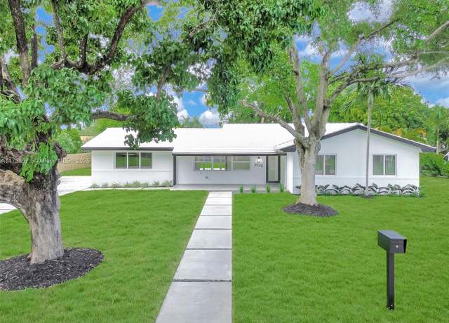 Property at 8745 SW 175th St, Palmetto Bay, FL 33157, 3 beds, 2 baths