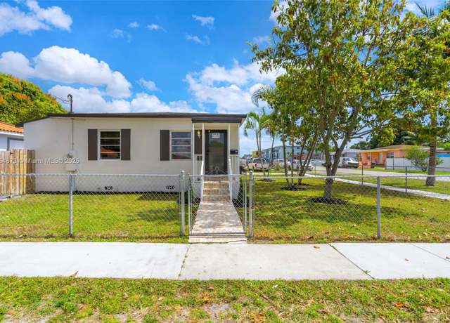 Property at 301 E 35th St, Hialeah, FL 33013, 3 beds, 1 bath