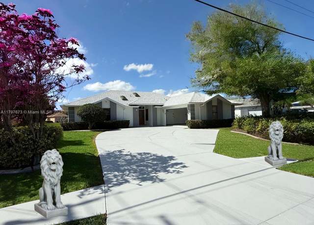 Property at 5400 NW Emblem St, Port St Lucie, FL 34983, 3 beds, 2 baths