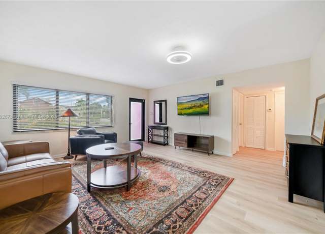 Property at 2 NW 47th St, Miami, FL 33127, 8 beds, 4 baths