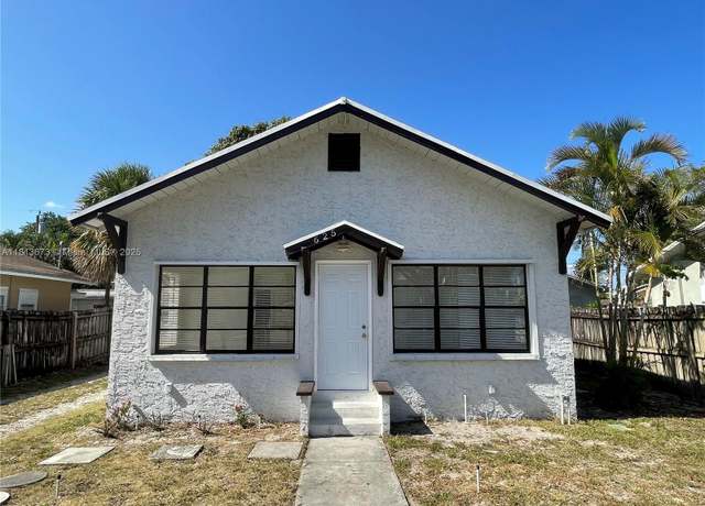Property at 625 52nd St, West Palm Beach, FL 33407, 3 beds, 1 bath