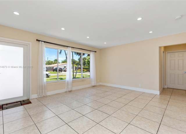 Property at 918 NE 6th St, Hallandale Beach, FL 33009, 3 beds, 2 baths