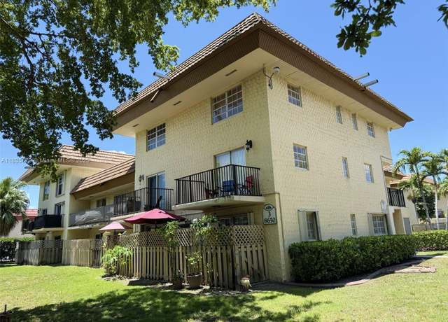 Property at 8650 SW 109th Ave Unit 3-112, Miami, FL 33173, 3 beds, 2 baths