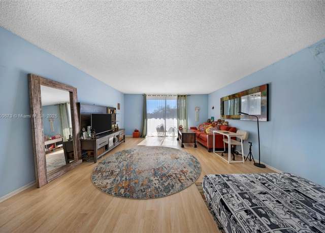 Property at 12500 NE 15th Ave #312, North Miami, FL 33161, 1 bath