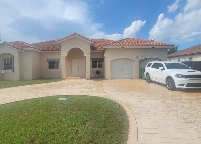 Property at 13281 SW 206th Ter, Miami, FL 33177, 4 beds, 3 baths