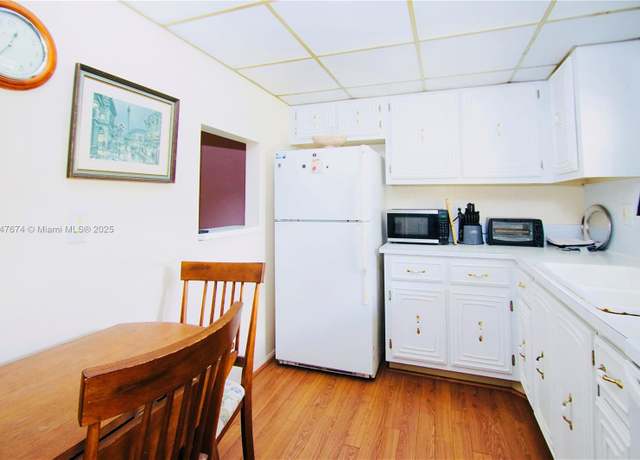 Property at 702 Lori Dr #190, Palm Springs, FL 33461, 1 bed, 1 bath