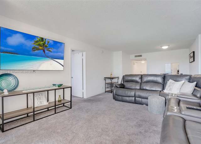 Property at 4502 N Federal Hwy Unit 334D, Lighthouse Point, FL 33064, 2 beds, 2 baths