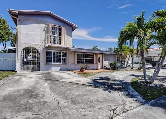 Property at 17045 NW 78th Ave, Hialeah, FL 33015, 3 beds, 2 baths