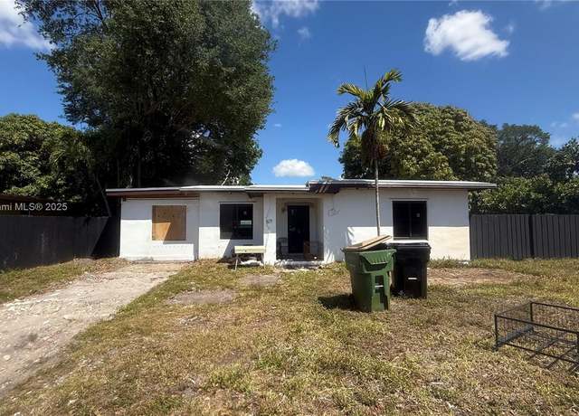 Property at 671 NE 140th St, North Miami, FL 33161, 2 beds, 1 bath