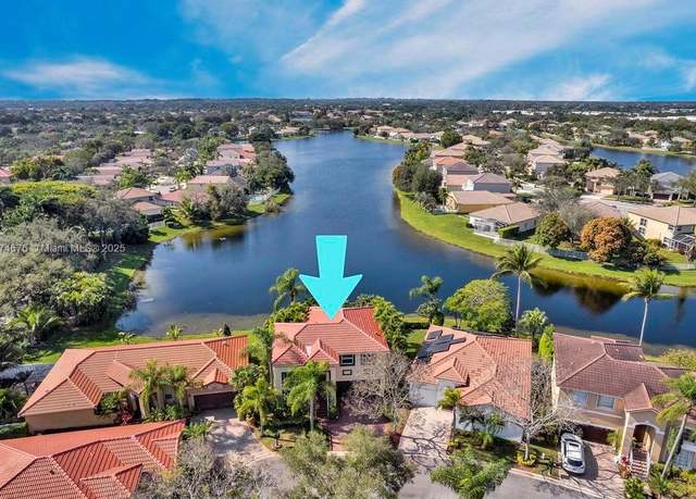 Property at 16226 Opal Creek Dr, Weston, FL 33331, 4 beds, 2 baths