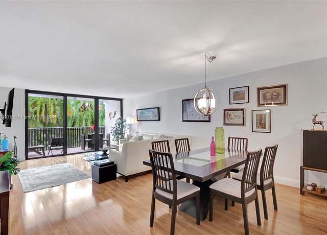 Property at 100 Ocean Lane Dr #301, Key Biscayne, FL 33149, 2 beds, 2 baths