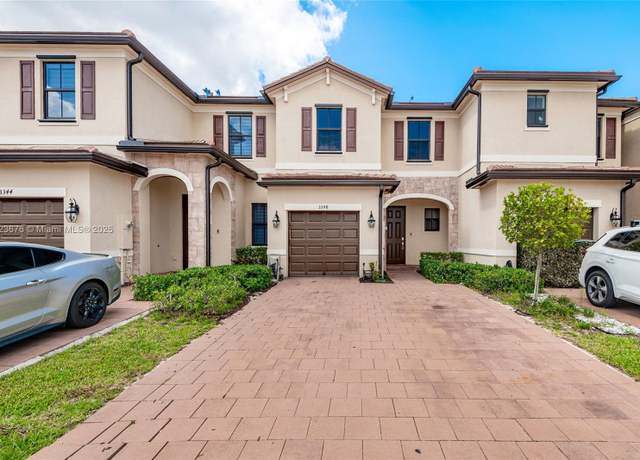 Property at 3348 W 108th St, Hialeah, FL 33018, 3 beds, 2.5 baths
