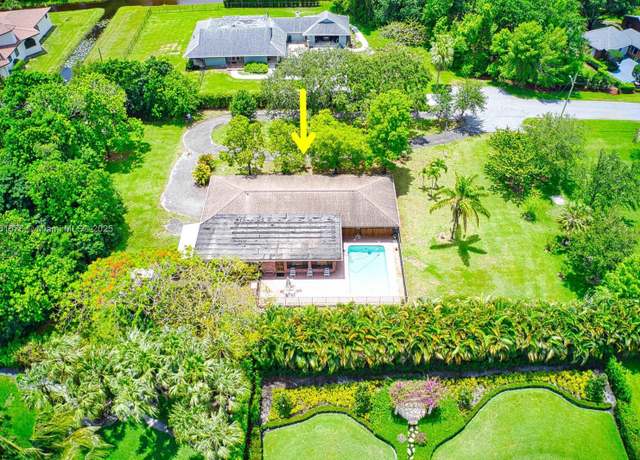 Property at 12101 NW 6th St, Plantation, FL 33325, 4 beds, 3 baths