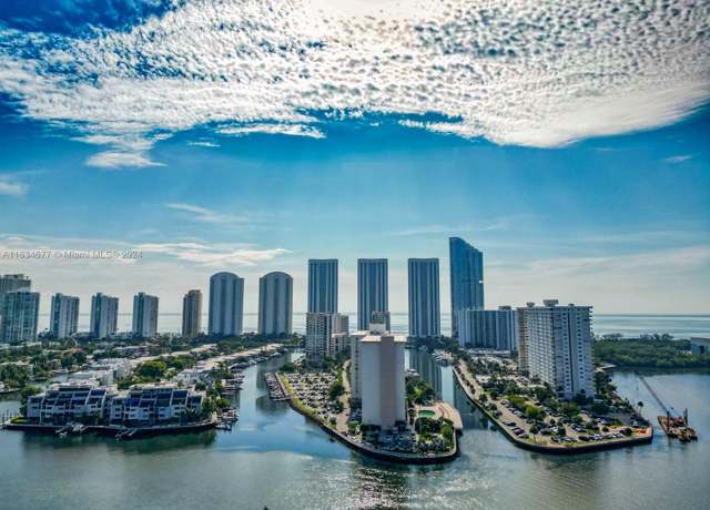 Property at 500 Bayview Dr #919, Sunny Isles Beach, FL 33160, 1 bed, 1 bath